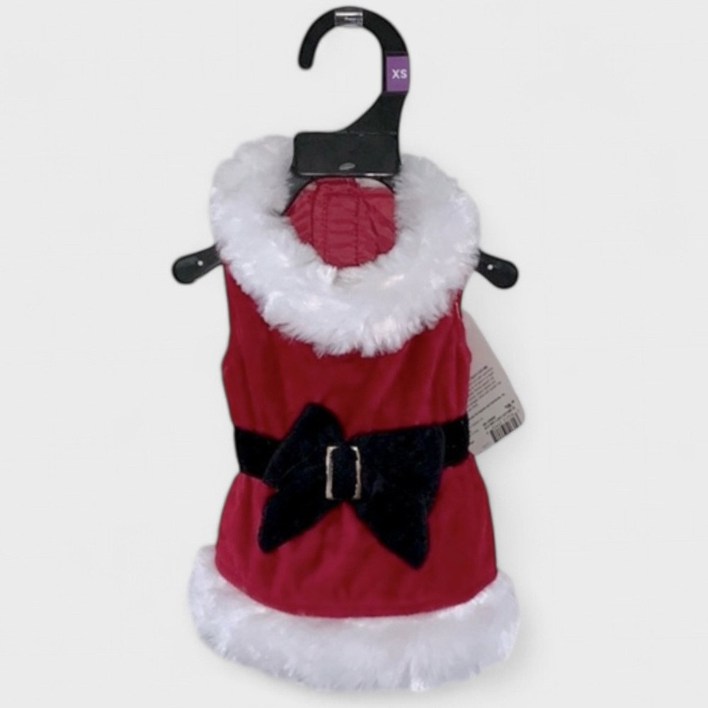 610 10/$50🏄🏻‍♀️ NEW! More & Merrior Dog Claus Outfit